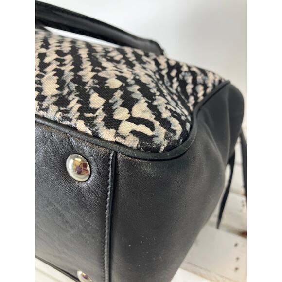 COACH 25811 BLACK, WHITE PRINT CANVAS, LEATHER SHOULDER BAG - Picture 7 of 16